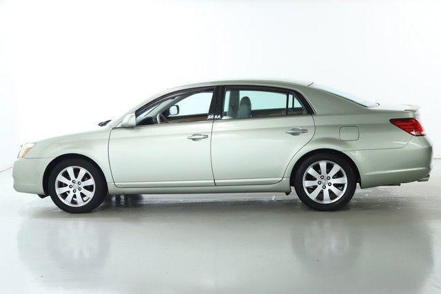 used 2007 Toyota Avalon car, priced at $7,500