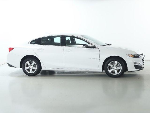 used 2024 Chevrolet Malibu car