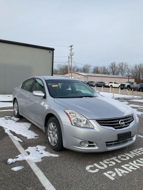 used 2010 Nissan Altima car