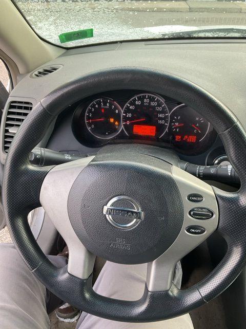 used 2010 Nissan Altima car