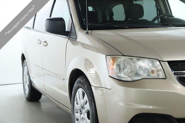 used 2014 Dodge Grand Caravan car, priced at $6,400