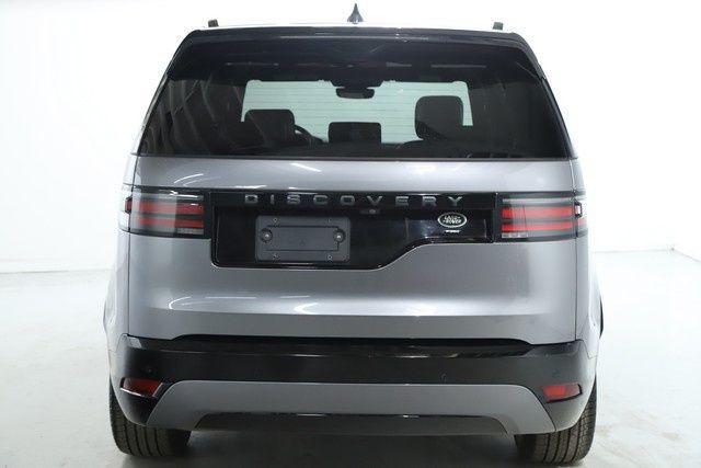 used 2022 Land Rover Discovery car, priced at $39,000