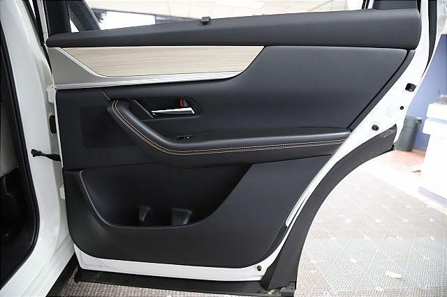 new 2025 Mazda CX-70 car, priced at $44,635
