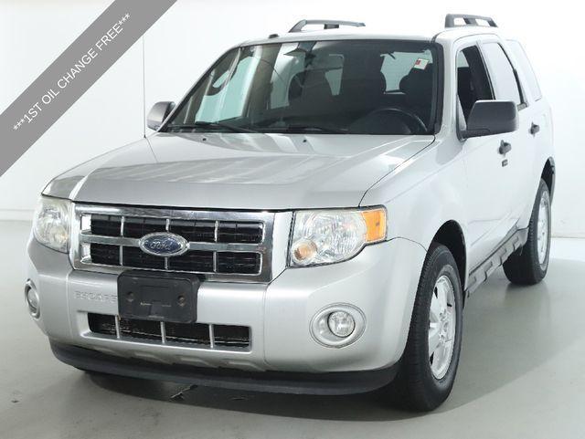 used 2009 Ford Escape car, priced at $5,000