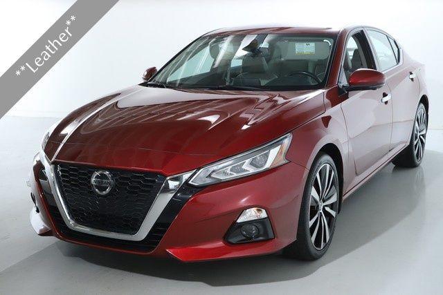 used 2022 Nissan Altima car, priced at $23,800