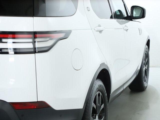 used 2020 Land Rover Discovery car, priced at $26,000