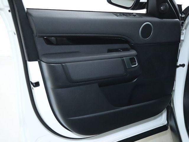 used 2020 Land Rover Discovery car, priced at $26,500