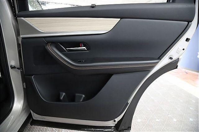 new 2025 Mazda CX-90 PHEV car, priced at $52,550