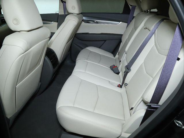 used 2021 Cadillac XT5 car, priced at $27,500