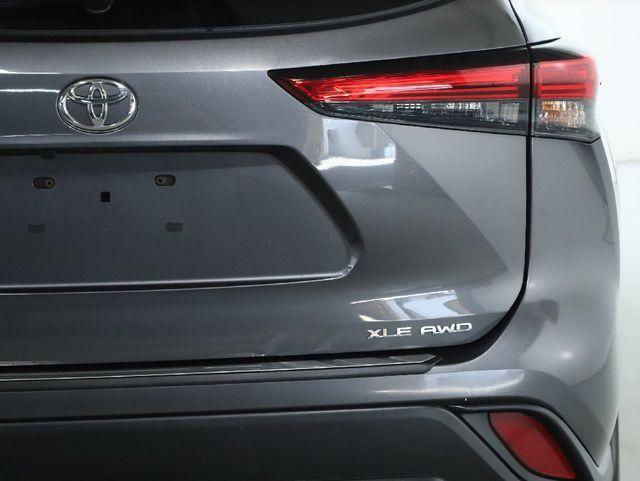 used 2023 Toyota Highlander car, priced at $41,500