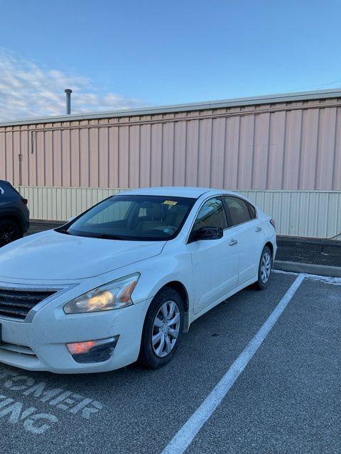 used 2014 Nissan Altima car, priced at $6,500