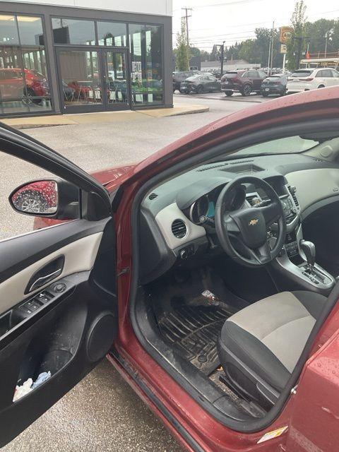 used 2012 Chevrolet Cruze car, priced at $6,000