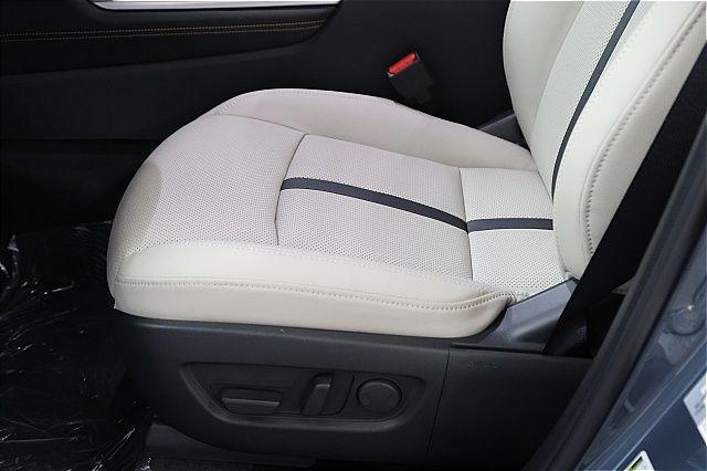 new 2025 Mazda CX-70 car, priced at $47,605
