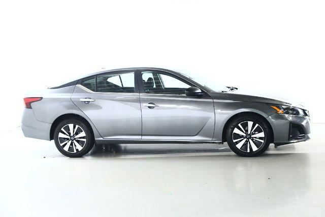 used 2025 Nissan Altima car, priced at $20,000
