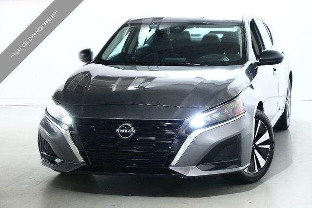 used 2025 Nissan Altima car, priced at $20,000