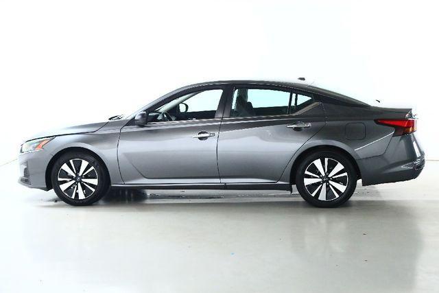 used 2025 Nissan Altima car, priced at $20,000