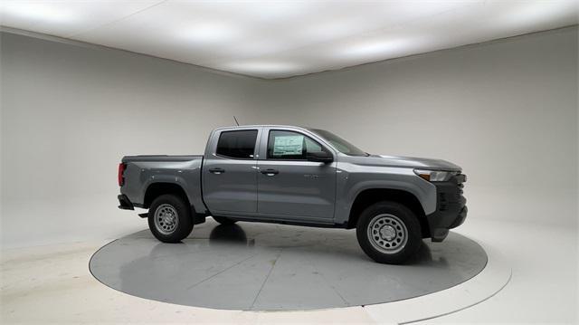 new 2024 Chevrolet Colorado car, priced at $30,994