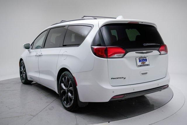 used 2019 Chrysler Pacifica car, priced at $15,379