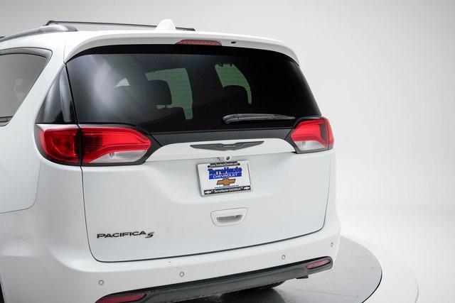 used 2019 Chrysler Pacifica car, priced at $15,379