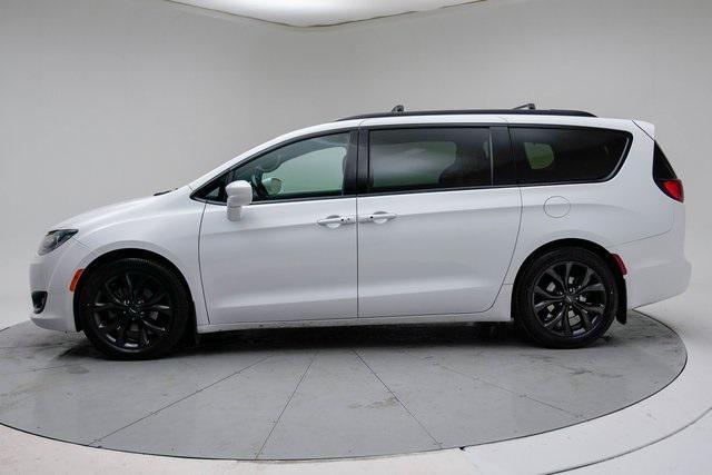 used 2019 Chrysler Pacifica car, priced at $15,379