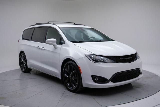 used 2019 Chrysler Pacifica car, priced at $15,379