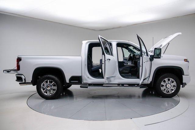 new 2026 Chevrolet Silverado 2500 car, priced at $71,802