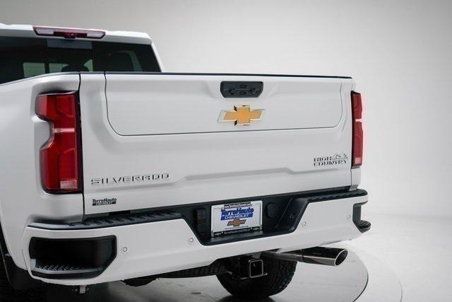 new 2026 Chevrolet Silverado 2500 car, priced at $71,802