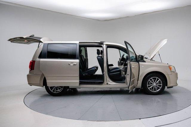 used 2014 Dodge Grand Caravan car, priced at $5,494