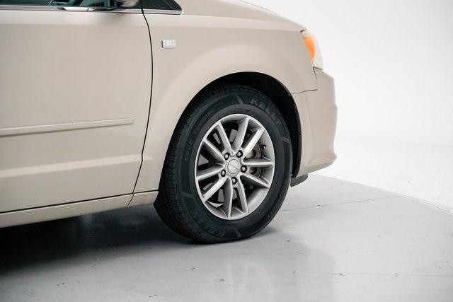 used 2014 Dodge Grand Caravan car, priced at $5,494