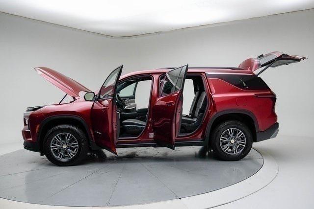 new 2026 Chevrolet Traverse car, priced at $46,229
