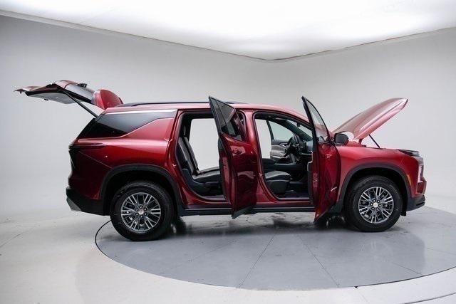 new 2026 Chevrolet Traverse car, priced at $46,229