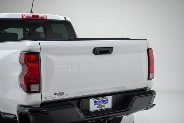 new 2026 Chevrolet Colorado car, priced at $33,430