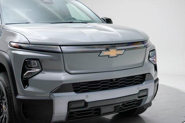 new 2025 Chevrolet Silverado EV car, priced at $72,740