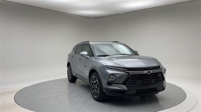 new 2025 Chevrolet Blazer car, priced at $46,550