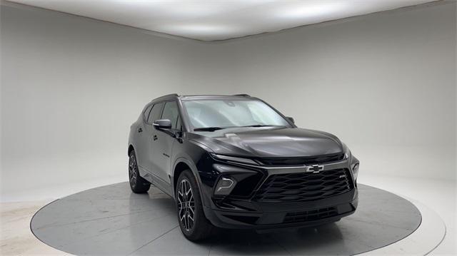 new 2025 Chevrolet Blazer car, priced at $45,589