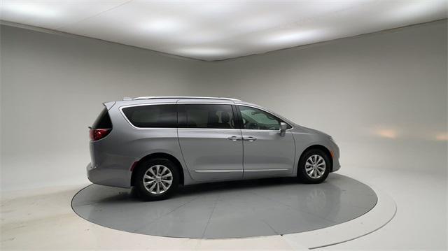 used 2018 Chrysler Pacifica car, priced at $15,975