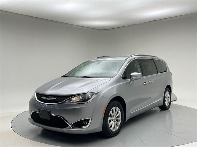 used 2018 Chrysler Pacifica car, priced at $15,975