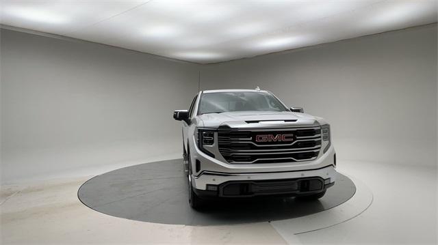 used 2022 GMC Sierra 1500 car, priced at $45,623