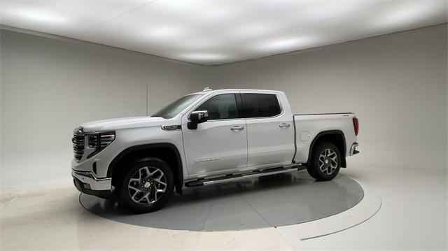 used 2022 GMC Sierra 1500 car, priced at $45,623