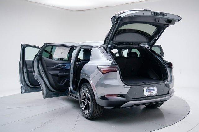 new 2025 Chevrolet Equinox EV car, priced at $43,890