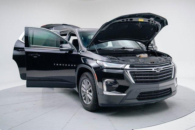 used 2022 Chevrolet Traverse car, priced at $25,616
