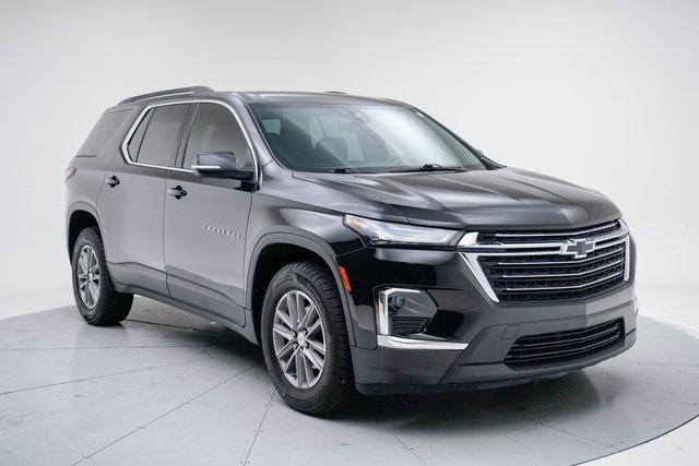 used 2022 Chevrolet Traverse car, priced at $25,616