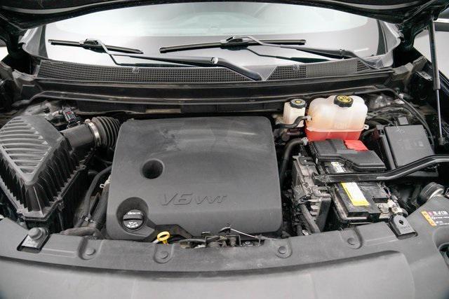 used 2022 Chevrolet Traverse car, priced at $25,616
