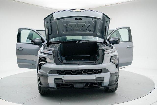new 2025 Chevrolet Silverado EV car, priced at $72,885