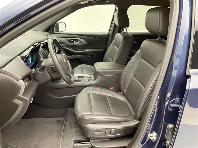 used 2022 Chevrolet Traverse car, priced at $32,608