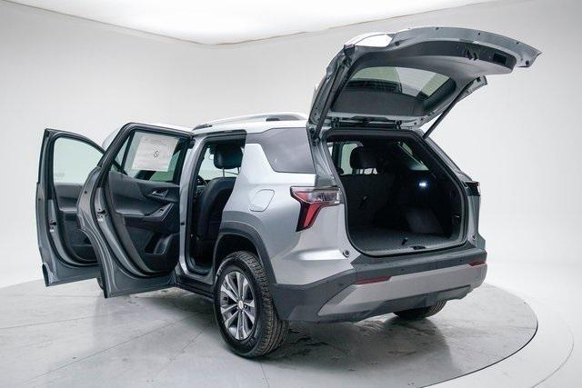 new 2025 Chevrolet Equinox car, priced at $32,997