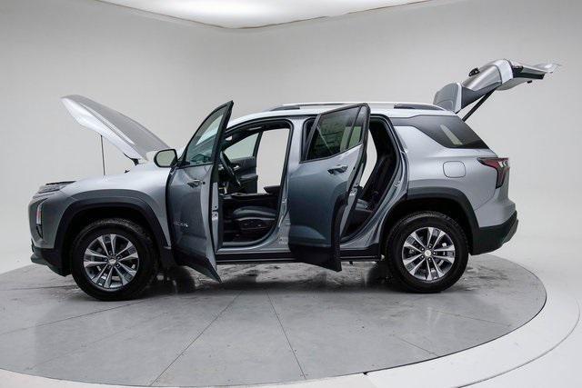 new 2025 Chevrolet Equinox car, priced at $32,997
