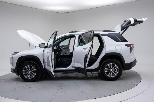 new 2025 Chevrolet Equinox car, priced at $30,798