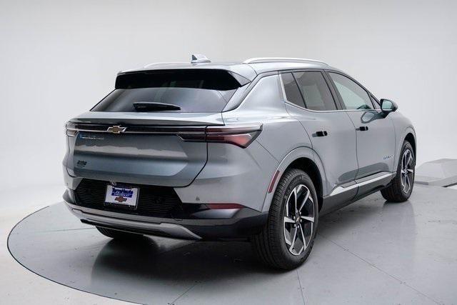 new 2025 Chevrolet Equinox EV car, priced at $42,616