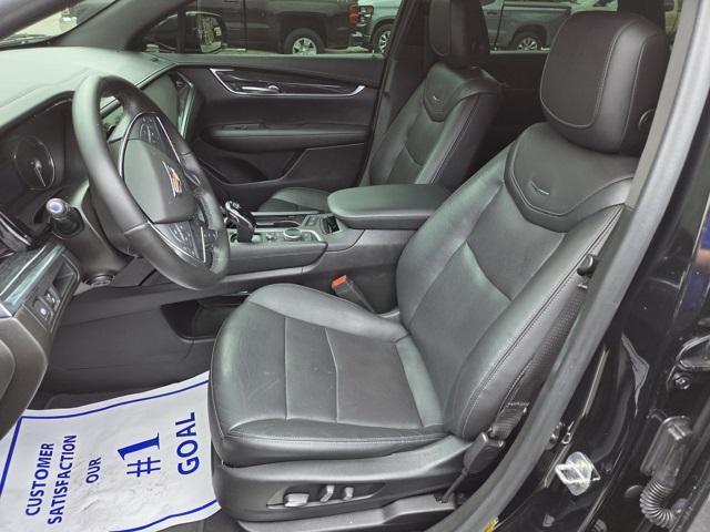 used 2021 Cadillac XT5 car, priced at $25,630